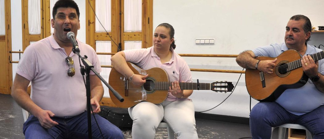 Tributo a Juan Peña El Lebrijano con la dirección artística de Benito Velázquez y la voz de Antonio Peña