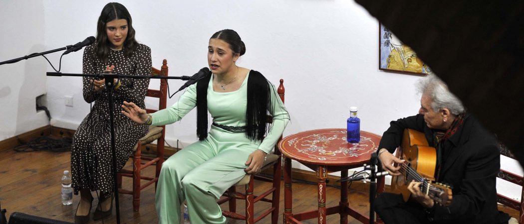 Jóvenes de Huelva y una guitarra veterana en el Ciclo de Jóvenes Flamencos de Lebrija